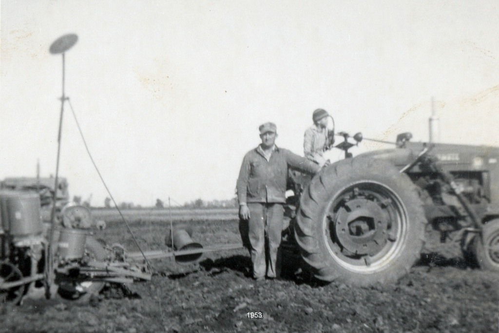 Viewing a thread Old JD Corn Planters